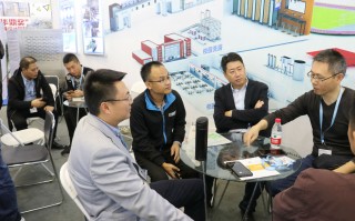 微米来科技有限公司 新华鲜报｜驻华使节辽宁行：感受从一滴油到一匹布的石化创新力