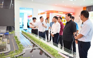 夏兴科技 河南省发改委党组成员,省能源局局长夏兴到正星科技调研 夏兴科技 河南省发改委党组成员,省能源局局长夏兴到正星科技调研